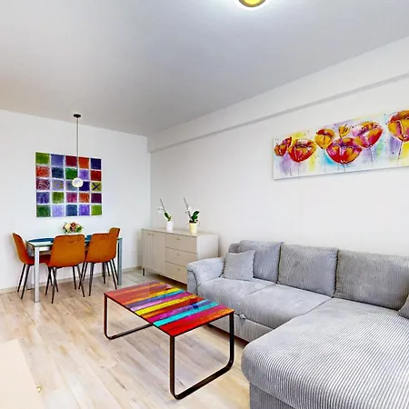 Flexihome Sk - Euphoria - 45m2 - Garage Parking Apartment *