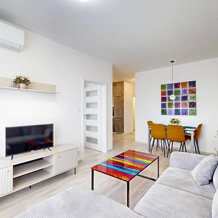 Flexihome Sk - Euphoria - 45m2 - Garage Parking * Košice